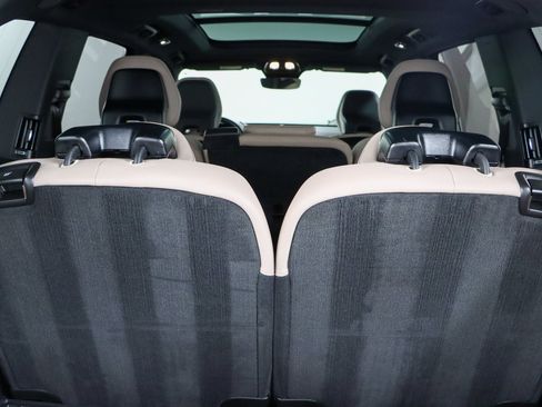 Used 2025 Volvo XC90 B6 Plus AWD/4WD image 31