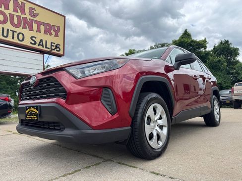 Used 2020 Toyota RAV4 LE w/ All Weather Liner Package FWD image 1