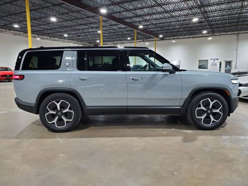 Used 2024 Rivian R1S Adventure AWD/4WD image 21
