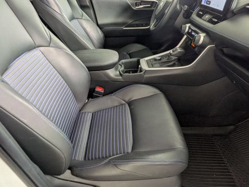 Used 2024 Toyota RAV4 XSE AWD/4WD image 27