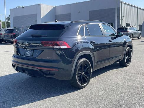 Certified 2023 Volkswagen Atlas Cross Sport SEL R-Line AWD/4WD image 8
