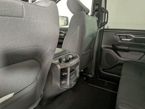 New 2026 RAM 1500 4x4 Crew Cab image 28