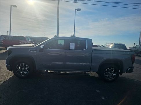 Used 2024 GMC Sierra 1500 SLE AWD/4WD image 5