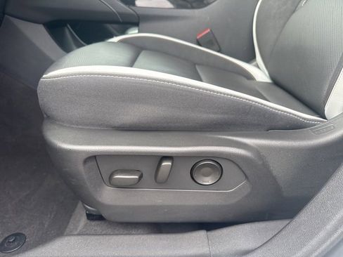 Used 2025 Buick Envision Sport Touring image 18