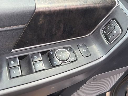 Used 2023 Ford F250 Lariat w/ Chrome Package AWD/4WD image 21
