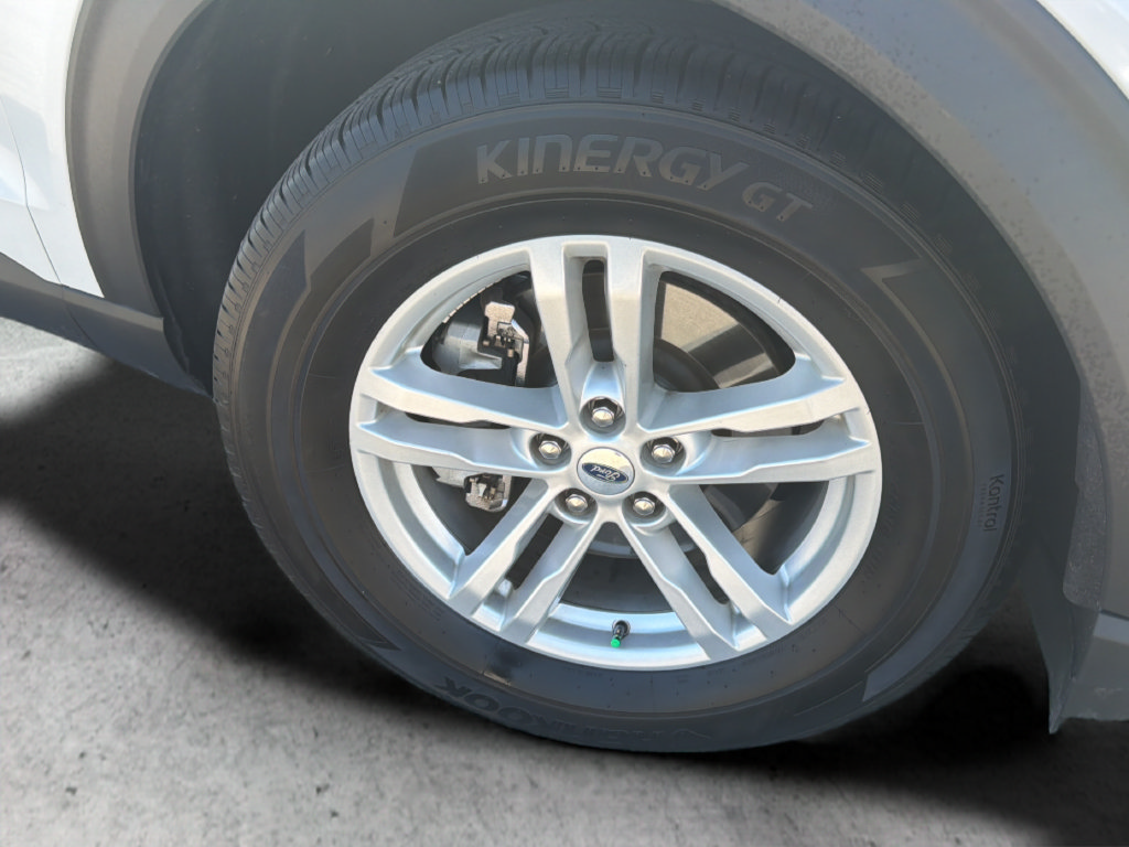 Used 2023 Ford Explorer XLT RWD image 58