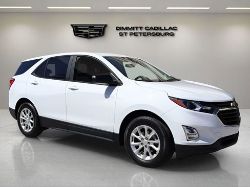 Used 2020 Chevrolet Equinox LS w/ LS Convenience Package image 7