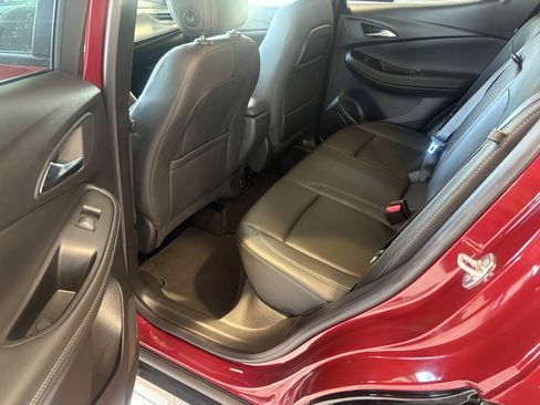 Used 2024 Buick Encore GX Sport Touring w/ Experience Buick Package image 19