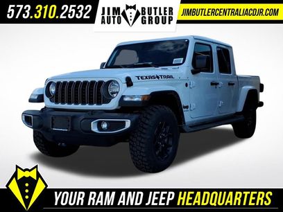 New 2025 Jeep Gladiator Sport