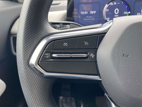 Certified 2024 Honda Prologue EX image 18