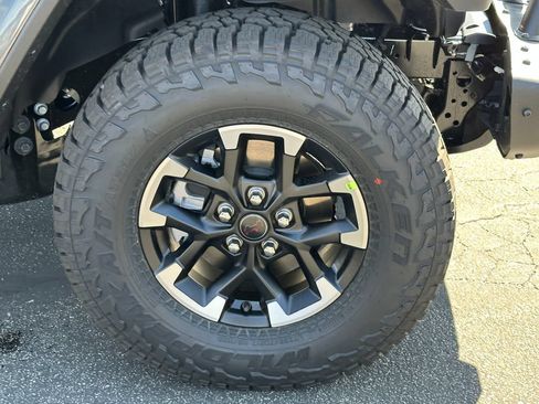 New 2026 Jeep Gladiator Rubicon AWD/4WD image 12