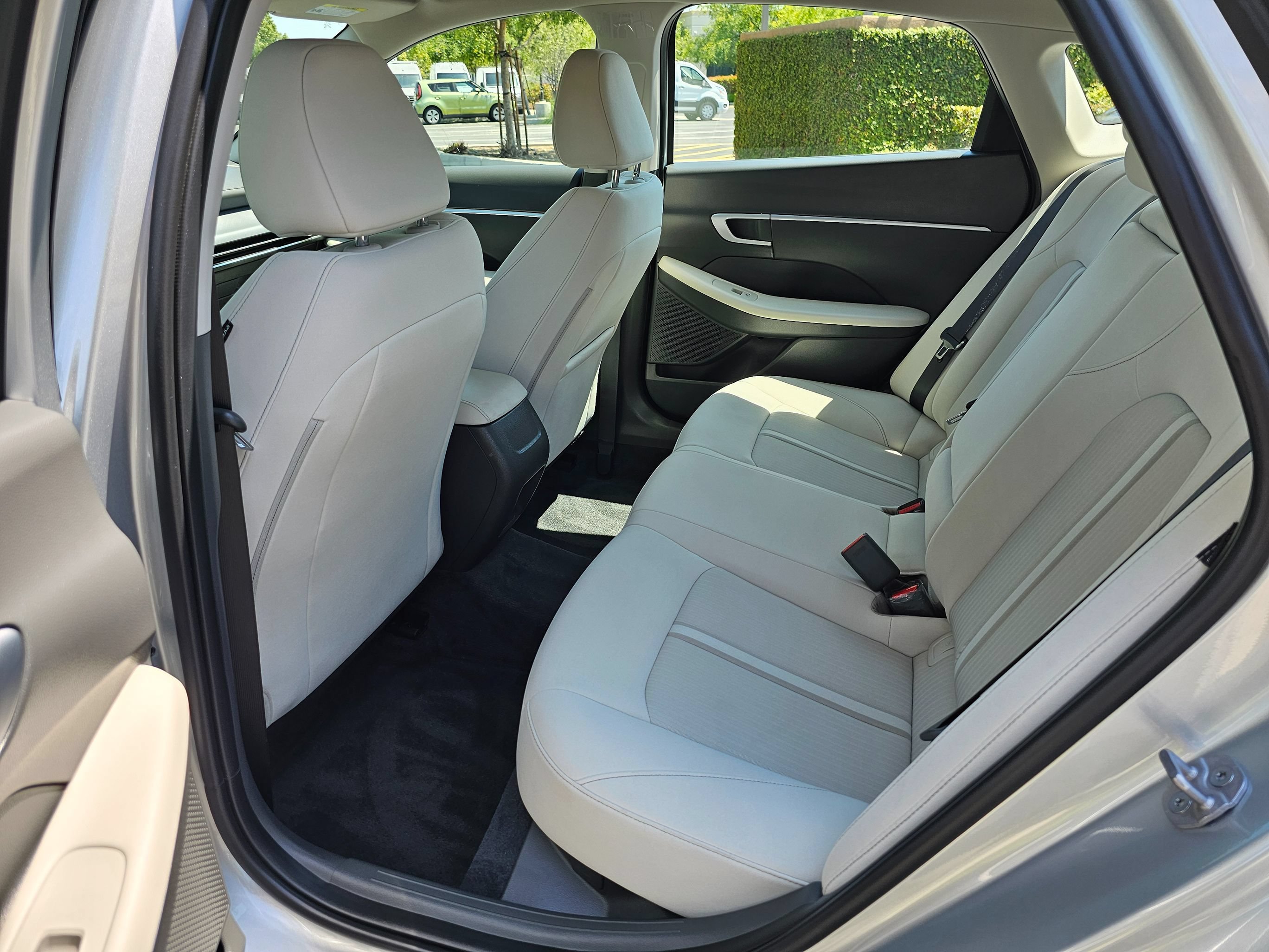 Used 2025 Hyundai Sonata SEL FWD image 16