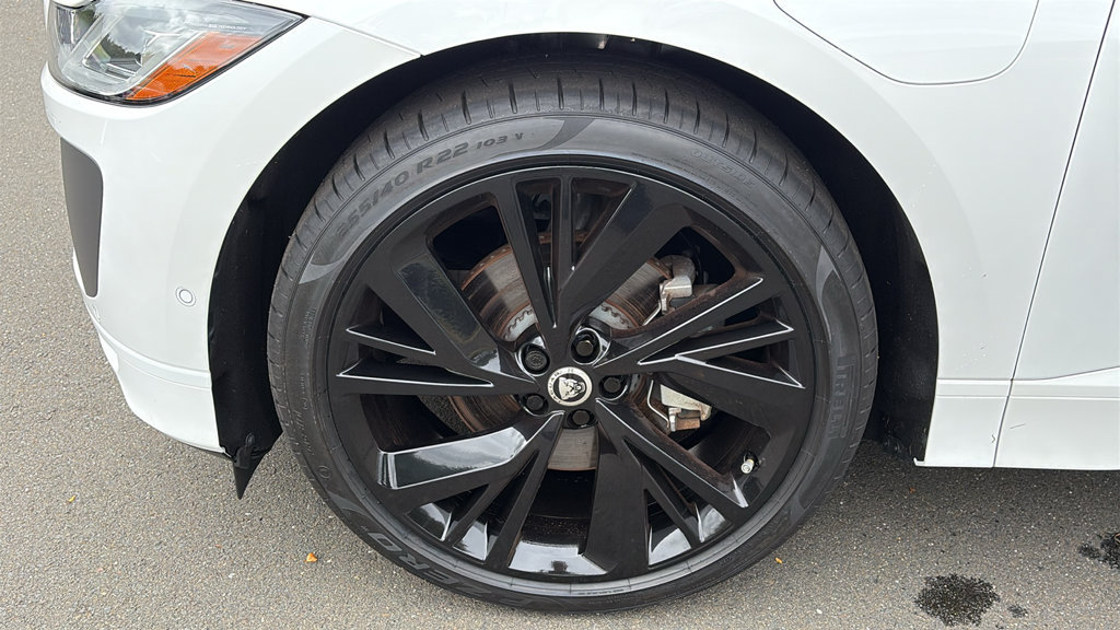 Used 2024 Jaguar I-PACE R-Dynamic HSE AWD/4WD image 4
