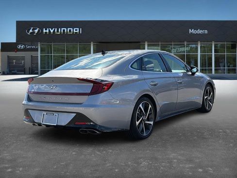 Used 2023 Hyundai Sonata SEL Plus image 3