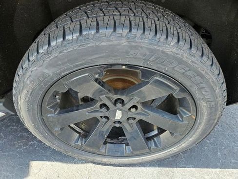 Used 2019 Cadillac Escalade Luxury image 14