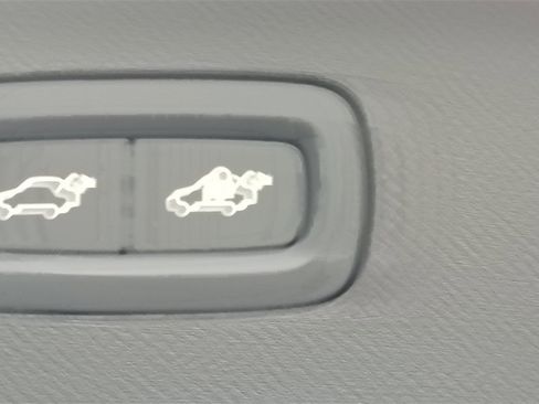 New 2026 Volvo XC90 B6 Ultra image 34