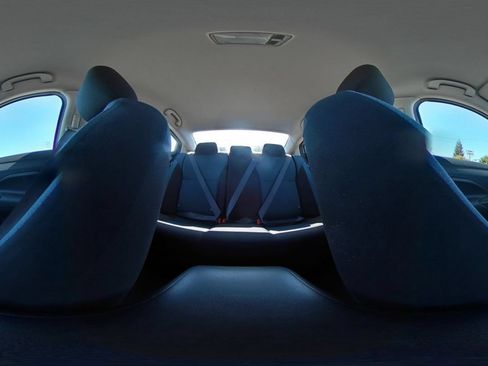 Used 2025 Nissan Versa SV FWD image 40