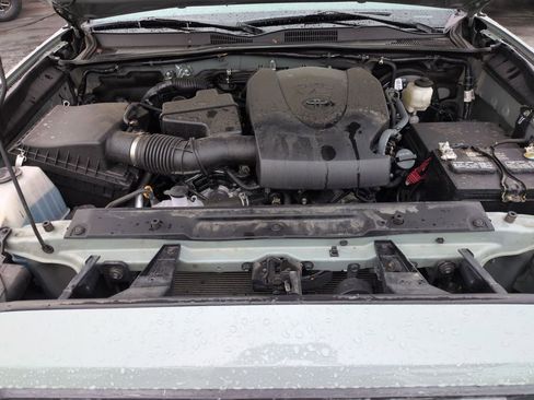 Used 2023 Toyota Tacoma TRD Sport image 22