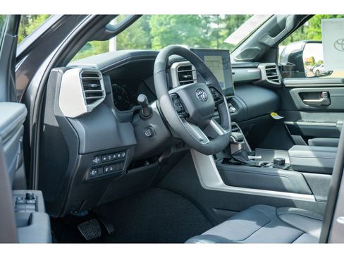 New 2026 Toyota Tundra Platinum AWD/4WD image 11