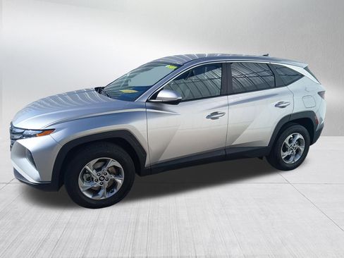 Used 2023 Hyundai Tucson SE image 4