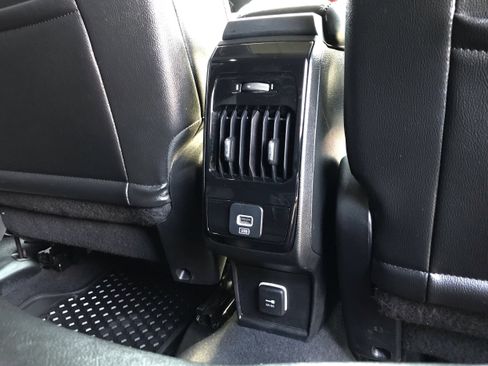 Used 2024 Jeep Compass Trailhawk image 19