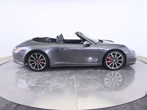 Used 2014 Porsche 911 Carrera 4S image 8