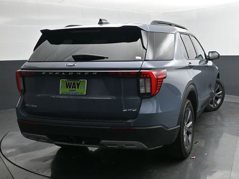 New 2026 Ford Explorer Active w/ Active Comfort Package image 5