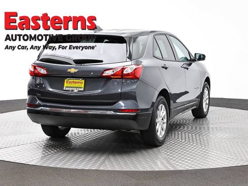 Used 2018 Chevrolet Equinox LS AWD/4WD image 5