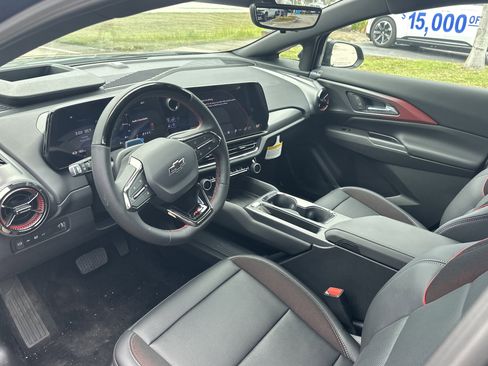 New 2025 Chevrolet Equinox EV RS image 11