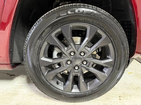 New 2026 Jeep Grand Cherokee Limited image 9