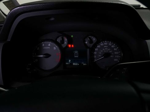 Used 2017 Toyota Tundra SR AWD/4WD image 12