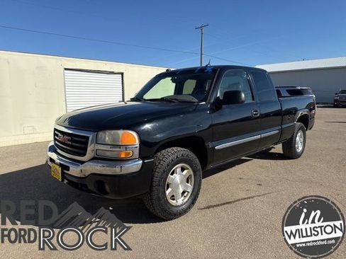 Used 2005 GMC Sierra 1500 SLT w/ Light Duty Power Package AWD/4WD image 3