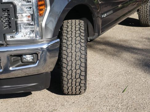 Used 2019 Ford F250 Lariat w/ Lariat Ultimate Package image 55