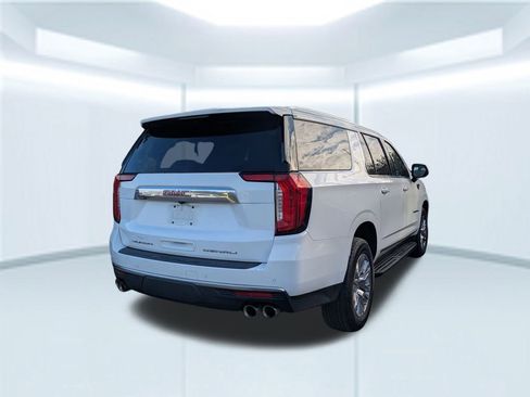 Used 2021 GMC Yukon XL Denali image 5
