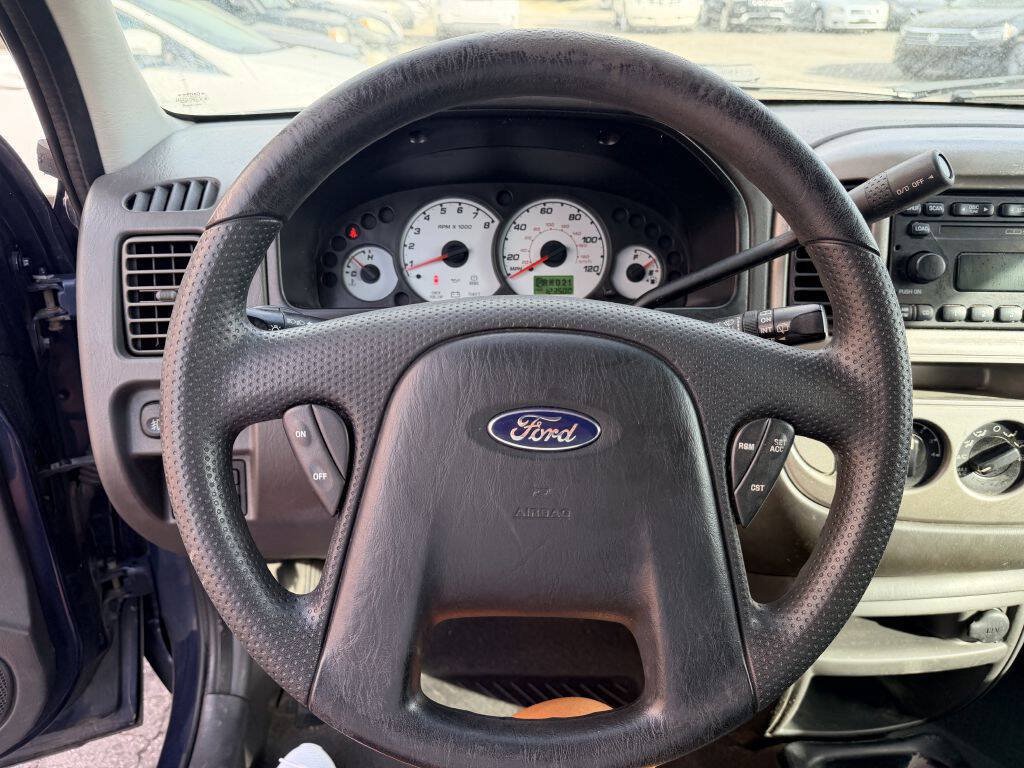 Used 2003 Ford Escape XLT FWD image 9