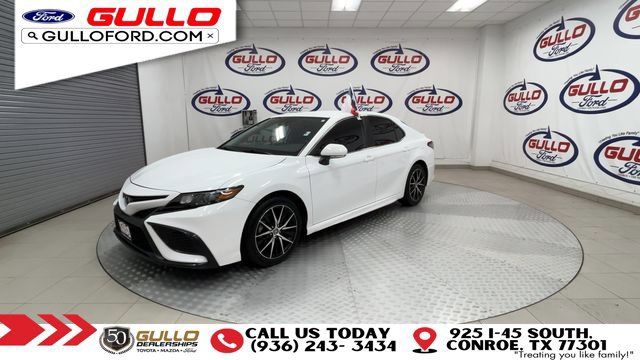 Used 2024 Toyota Camry SE FWD image 6
