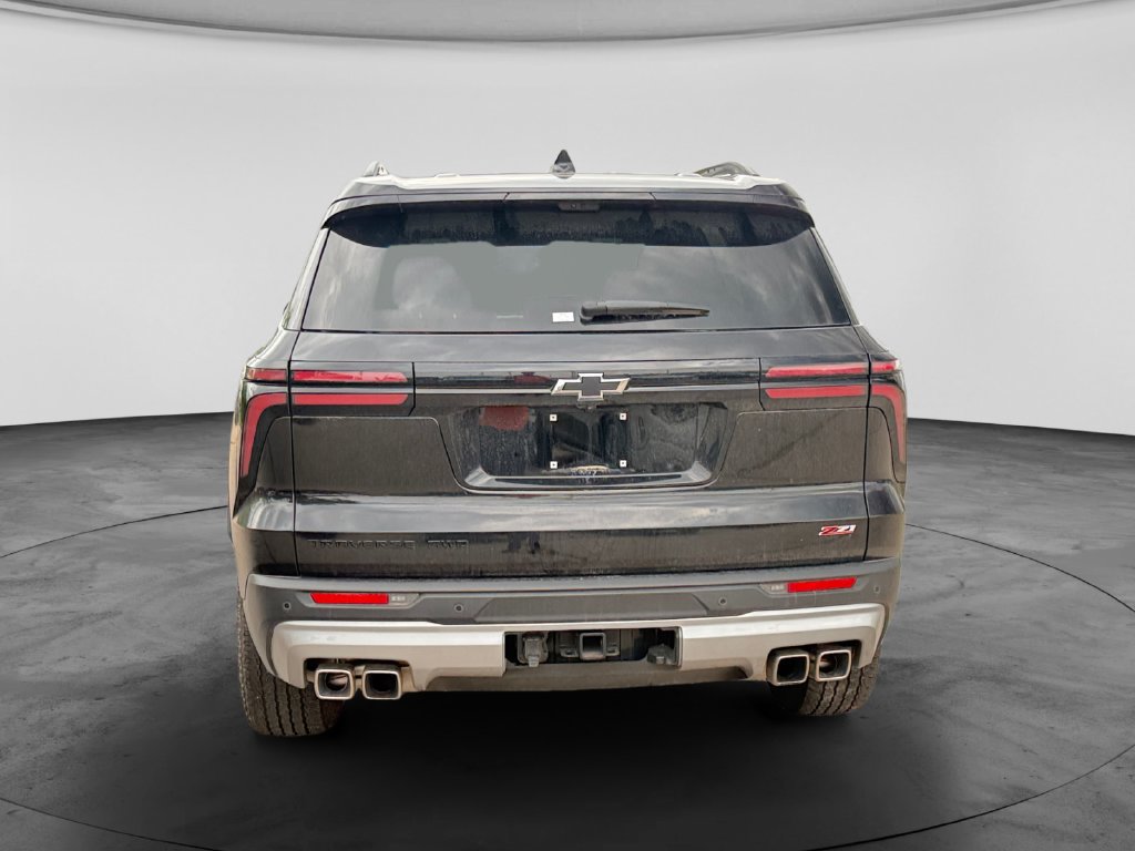 Used 2025 Chevrolet Traverse Z71 w/ Enhanced Driving Package AWD/4WD image 8