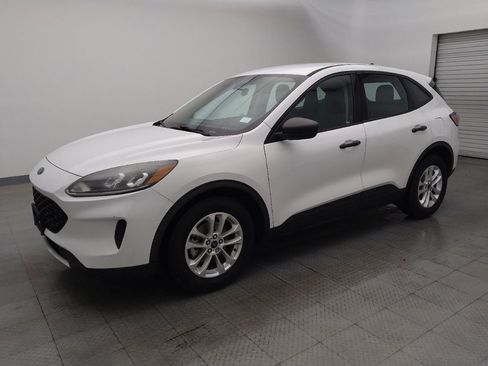 Used 2020 Ford Escape S image 2
