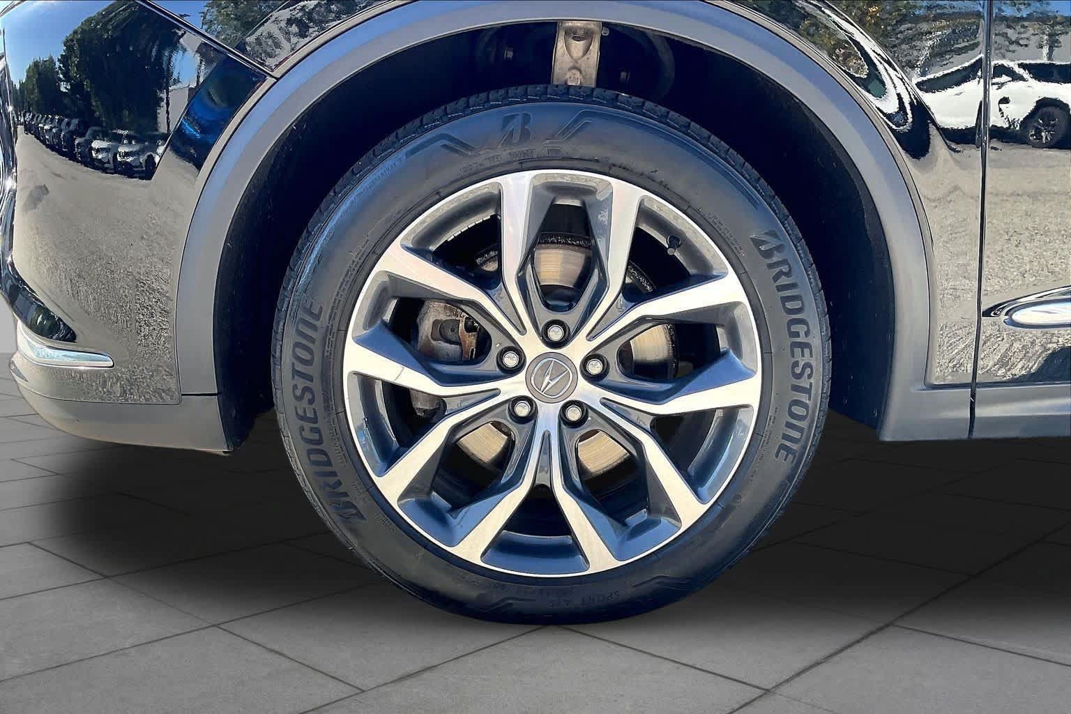 Certified 2023 Acura MDX w/ Technology Package AWD/4WD image 11