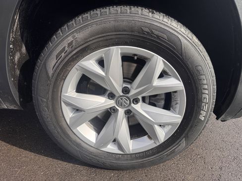 Used 2019 Volkswagen Atlas S w/ Towing Package image 29