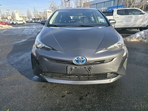 Certified 2016 Toyota Prius Two image 10