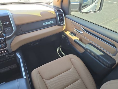 Used 2019 RAM 1500 Big Horn RWD image 12