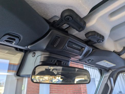 Used 2024 Jeep Wrangler Sport S image 26