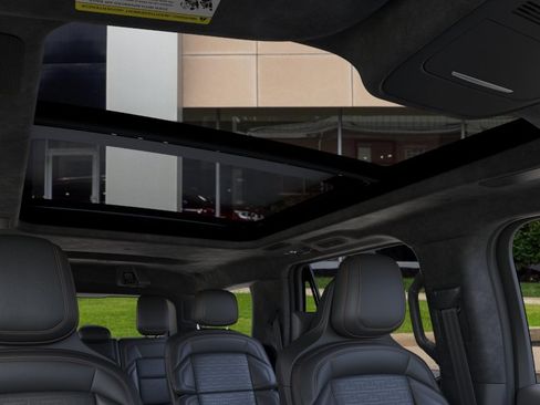 New 2026 Lincoln Navigator Black Label AWD/4WD image 22
