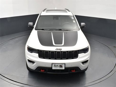 Used 2017 Jeep Grand Cherokee Trailhawk w/ Trailhawk Luxury Group image 14