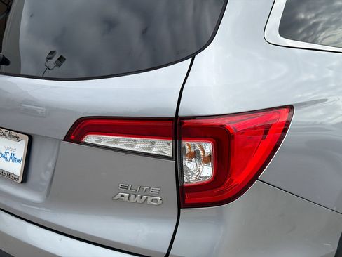 Used 2019 Honda Pilot Elite image 28