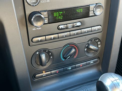 Used 2008 Ford Mustang GT Premium image 29