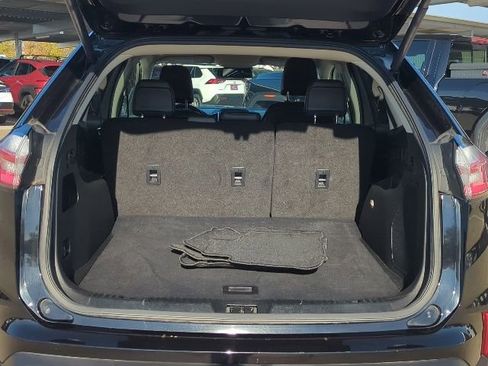 Used 2024 Ford Edge Titanium image 21