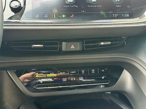 Used 2022 Buick Envision Essence w/ Sport Touring Package image 16