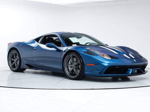 Certified 2015 Ferrari 458 Speciale Coupe image 10